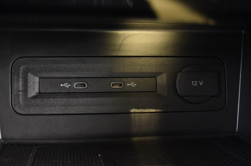 Volkswagen Atlas Vehicle Image 16