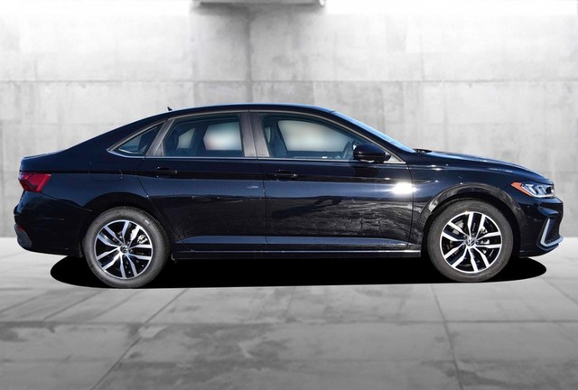 Volkswagen Jetta Vehicle Image 05