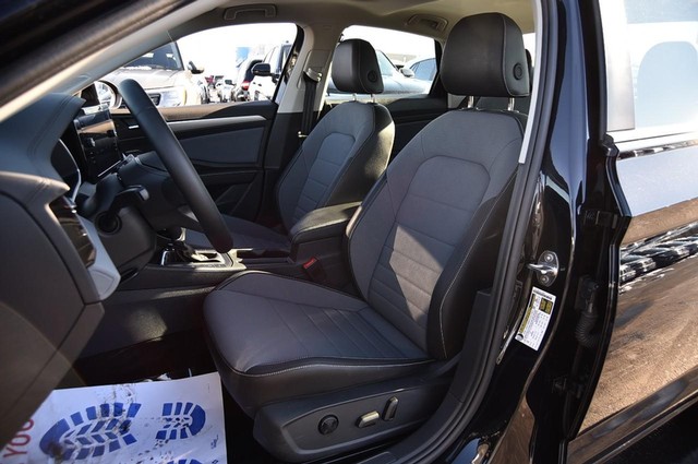 Volkswagen Jetta Vehicle Image 20