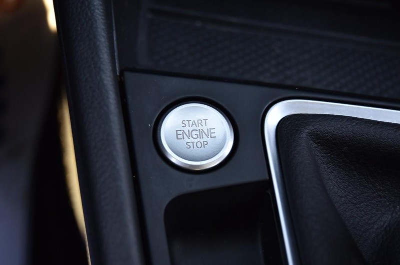 Volkswagen Jetta Vehicle Image 17