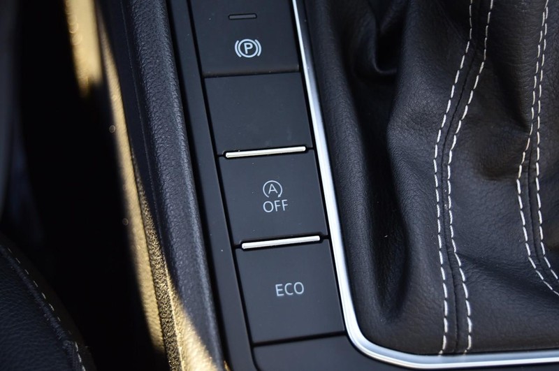 Volkswagen Jetta Vehicle Image 18