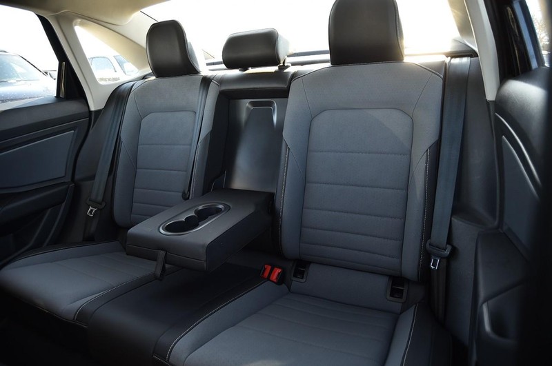 Volkswagen Jetta Vehicle Image 23