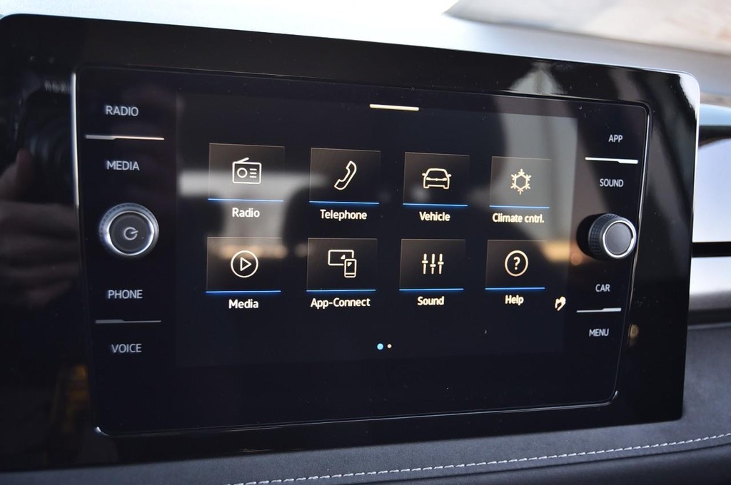 Volkswagen Taos Vehicle Full-screen Gallery Image 13