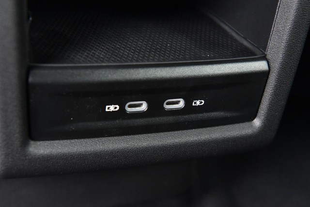 Volkswagen ID.4 Vehicle Image 23