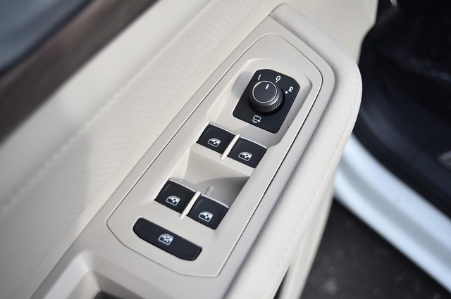 Volkswagen Atlas Vehicle Image 08