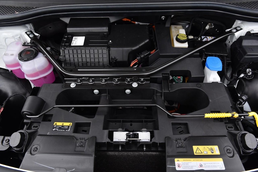 Volkswagen ID.4 Vehicle Full-screen Gallery Image 25