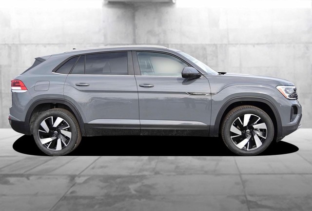 Volkswagen Atlas Cross Sport Vehicle Image 05