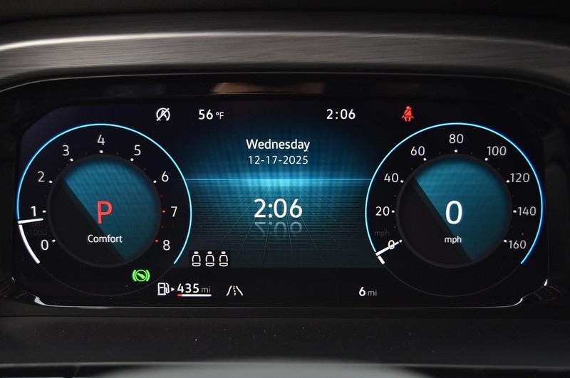 Volkswagen Atlas Cross Sport Vehicle Image 12