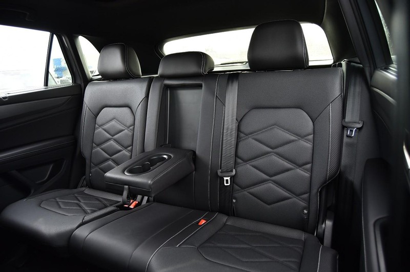 Volkswagen Atlas Cross Sport Vehicle Image 22