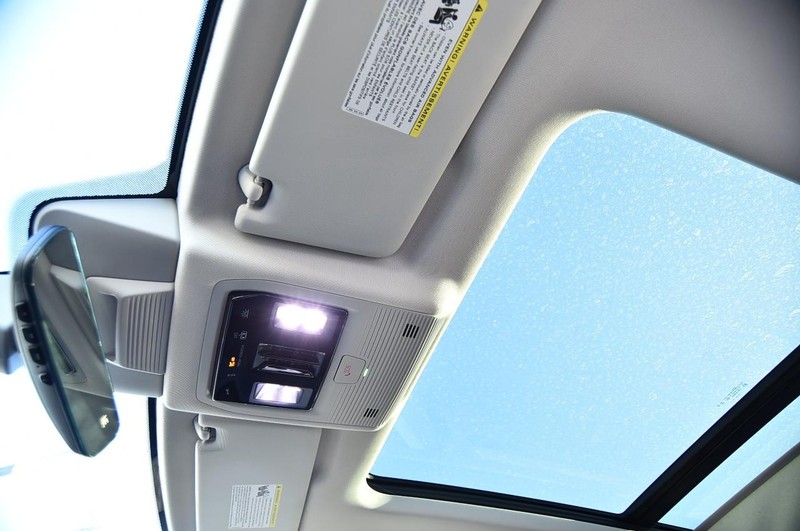 Volkswagen Tiguan Vehicle Image 20