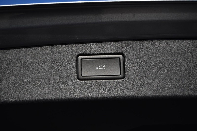 Volkswagen Tiguan Vehicle Image 25