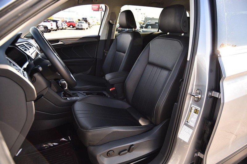 Volkswagen Tiguan Vehicle Image 19