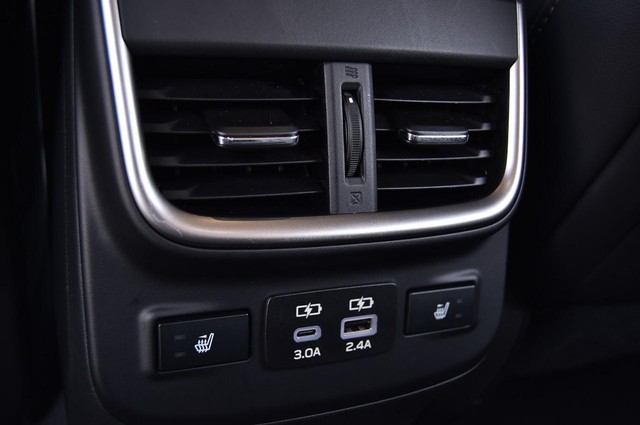 Subaru Outback Vehicle Image 25