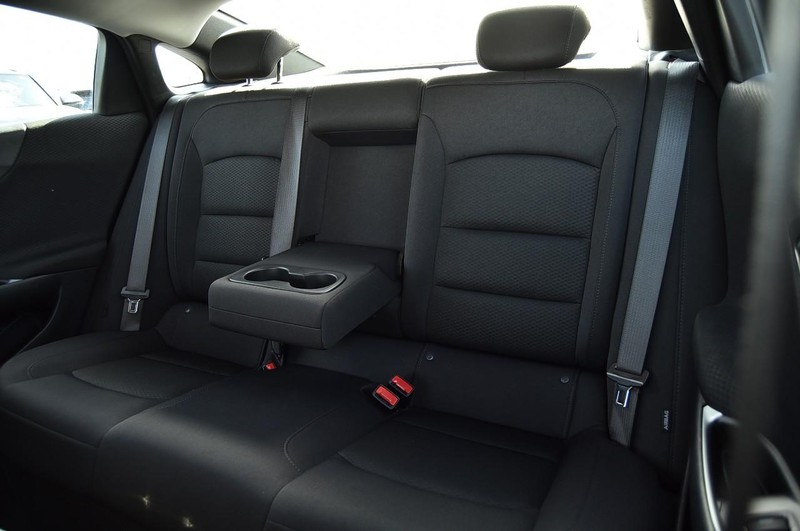 Chevrolet Malibu Vehicle Image 20