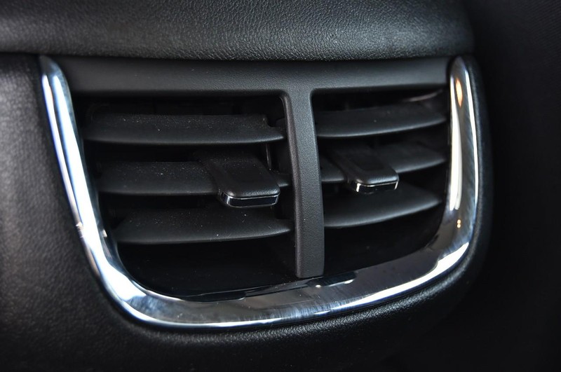 Chevrolet Malibu Vehicle Image 21