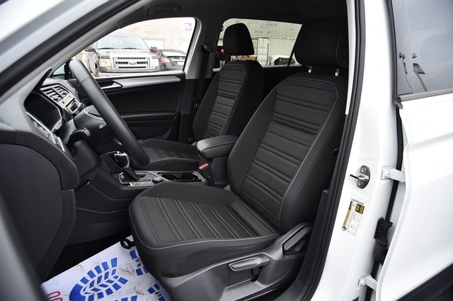 Volkswagen Tiguan Vehicle Image 19