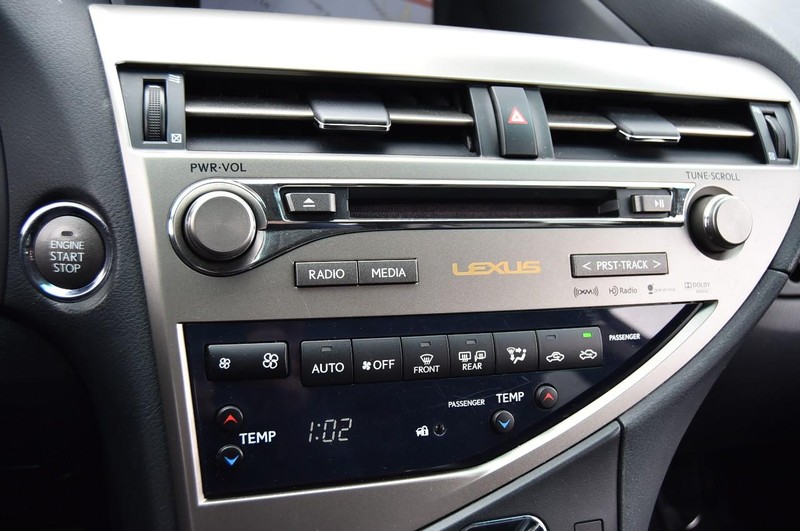 Lexus RX 350 Vehicle Full-screen Gallery Image 15