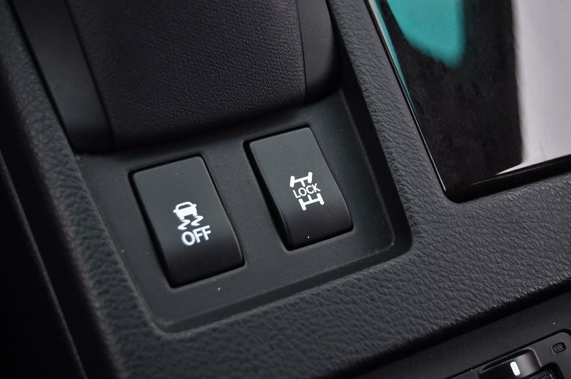 Lexus RX 350 Vehicle Full-screen Gallery Image 18