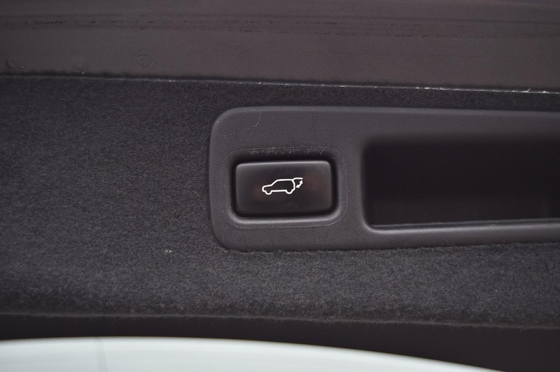 Lexus RX 350 Vehicle Full-screen Gallery Image 27