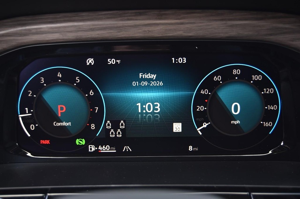 Volkswagen Atlas Vehicle Full-screen Gallery Image 12