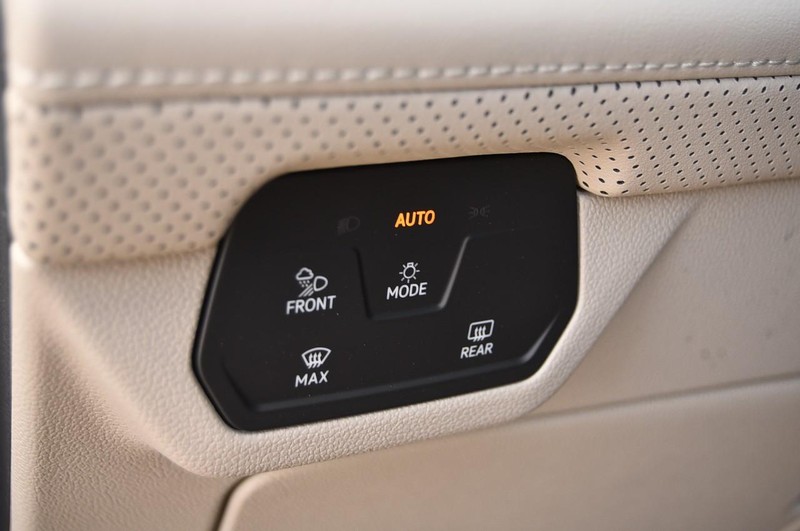 Volkswagen Atlas Vehicle Image 11