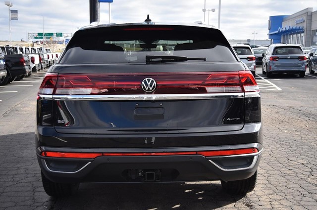 Volkswagen Atlas Cross Sport Vehicle Image 06