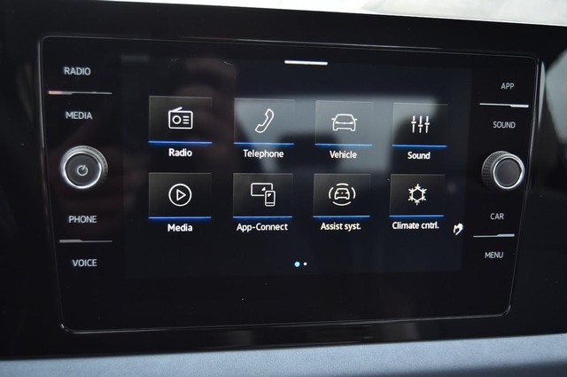 Volkswagen Jetta Vehicle Image 14