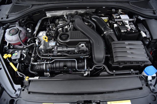 Volkswagen Jetta Vehicle Image 25