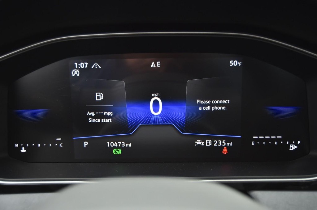 Volkswagen Jetta Vehicle Full-screen Gallery Image 12