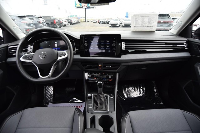 Volkswagen Jetta Vehicle Image 07