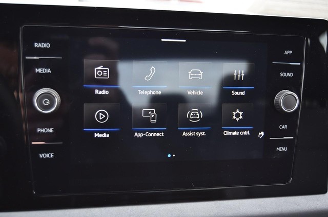 Volkswagen Jetta Vehicle Image 14