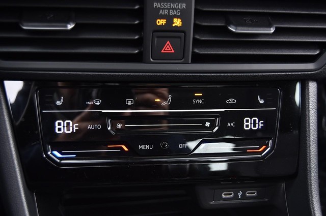 Volkswagen Jetta Vehicle Image 15