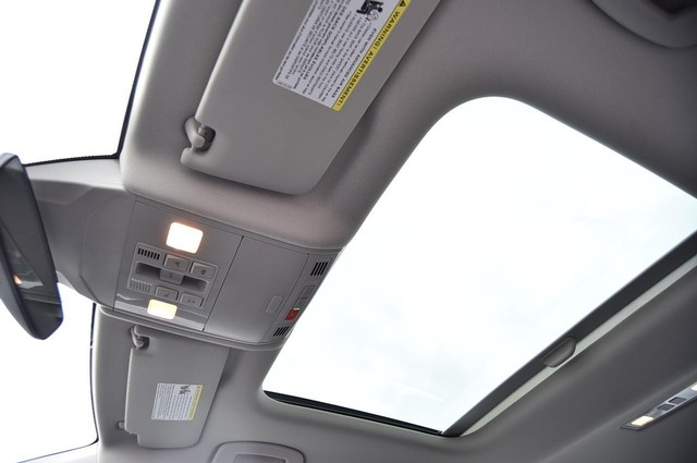 Volkswagen Jetta Vehicle Image 22