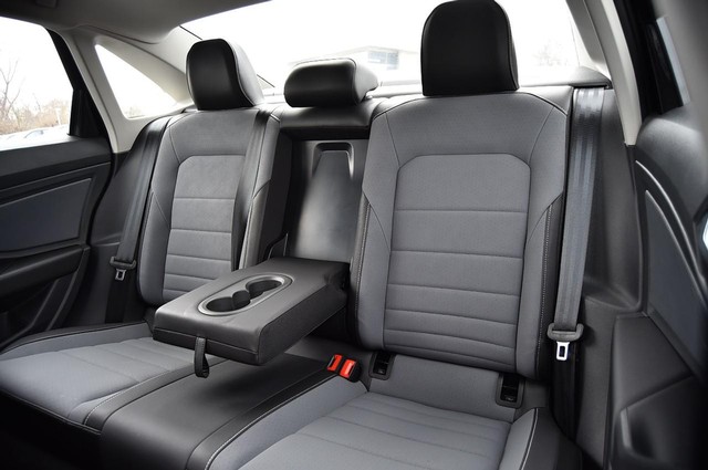 Volkswagen Jetta Vehicle Image 23