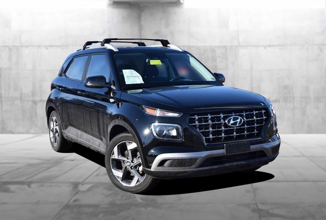 Hyundai Venue Vehicle Image 02