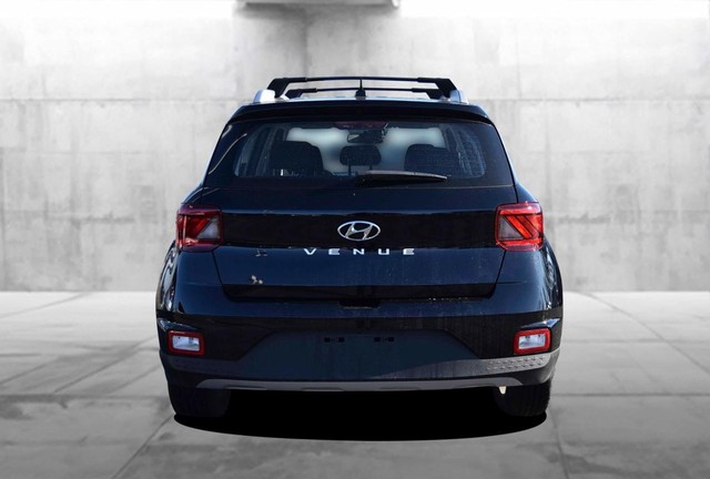 Hyundai Venue Vehicle Image 06