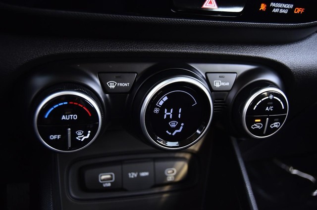 Hyundai Venue Vehicle Image 15