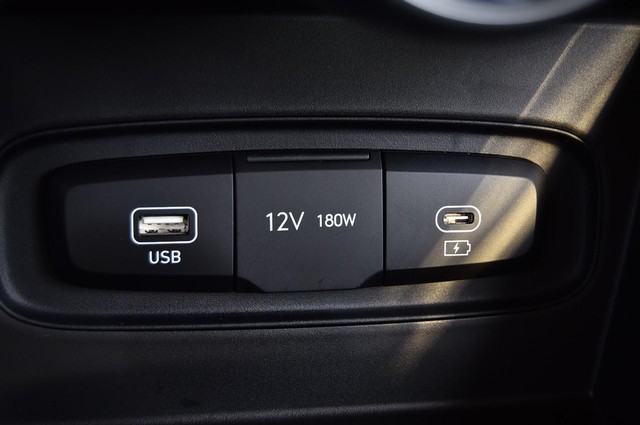 Hyundai Venue Vehicle Image 16