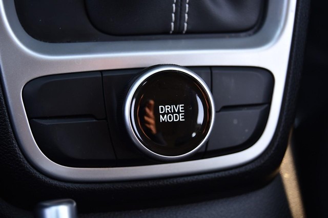 Hyundai Venue Vehicle Image 17