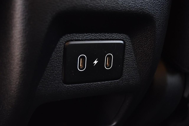 Hyundai Venue Vehicle Image 24