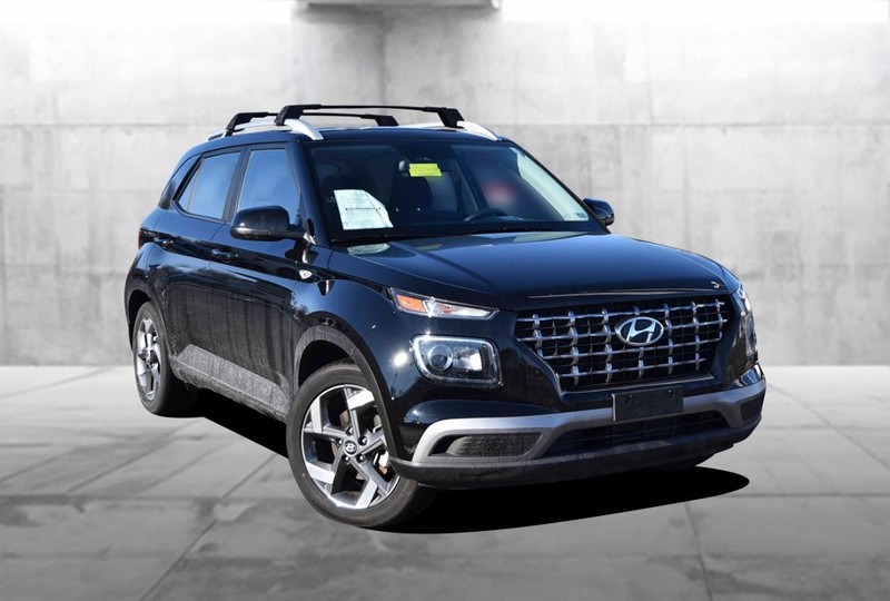 Hyundai Venue Vehicle Full-screen Gallery Image 02