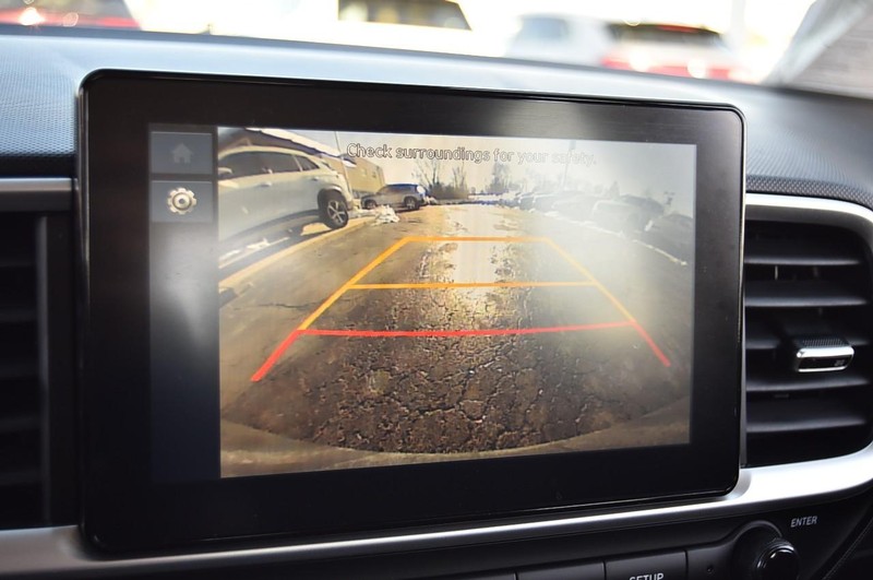 Hyundai Venue Vehicle Full-screen Gallery Image 12