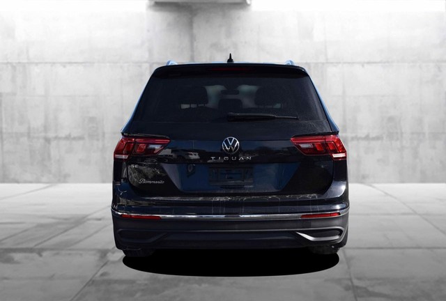 Volkswagen Tiguan Vehicle Image 06
