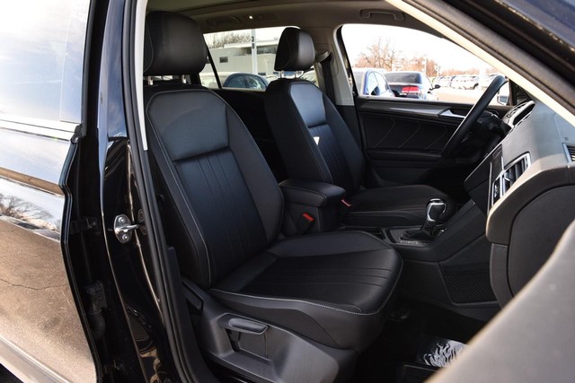 Volkswagen Tiguan Vehicle Image 20