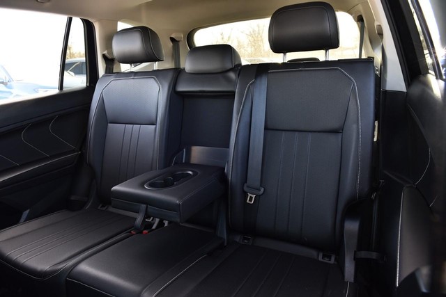 Volkswagen Tiguan Vehicle Image 22