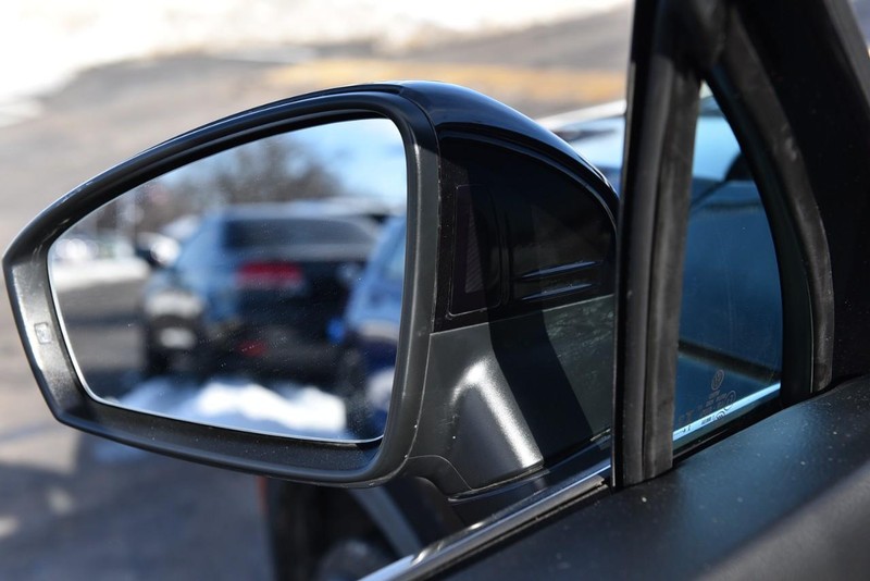 Volkswagen Tiguan Vehicle Image 10