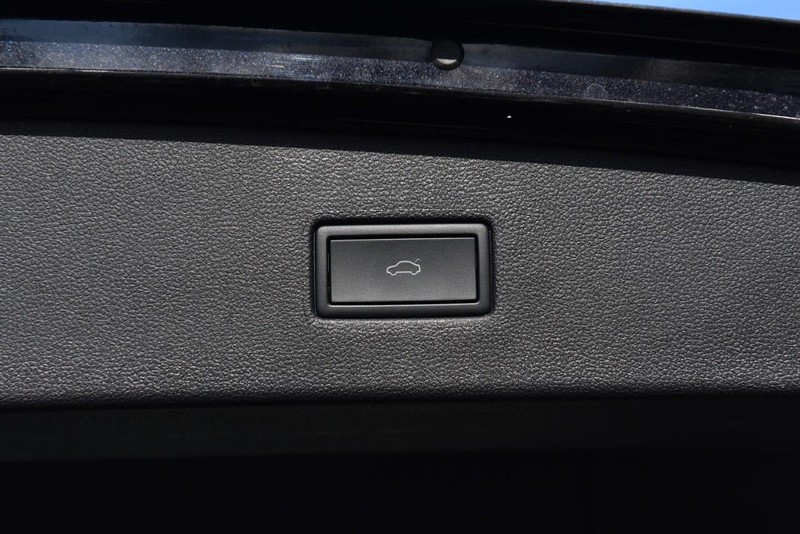 Volkswagen Tiguan Vehicle Image 27