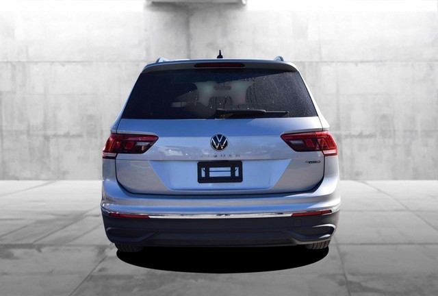 Volkswagen Tiguan Vehicle Image 06
