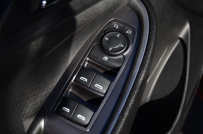 Chevrolet Malibu Vehicle Full-screen Gallery Image 8