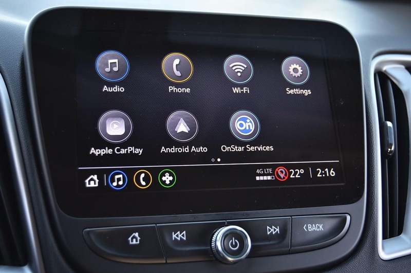 Chevrolet Malibu Vehicle Full-screen Gallery Image 13